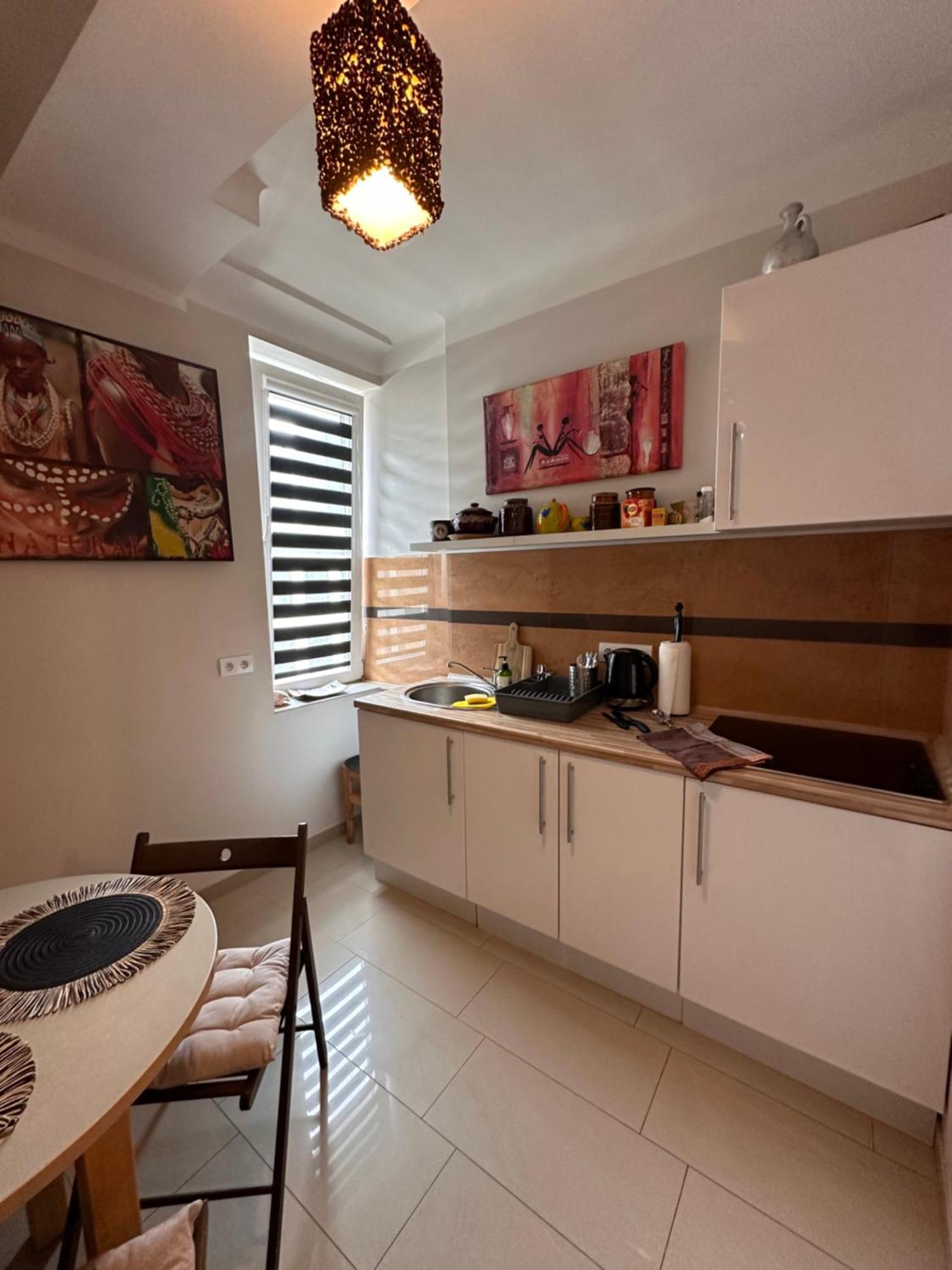 Africa Apartment Варшава Екстериор снимка
