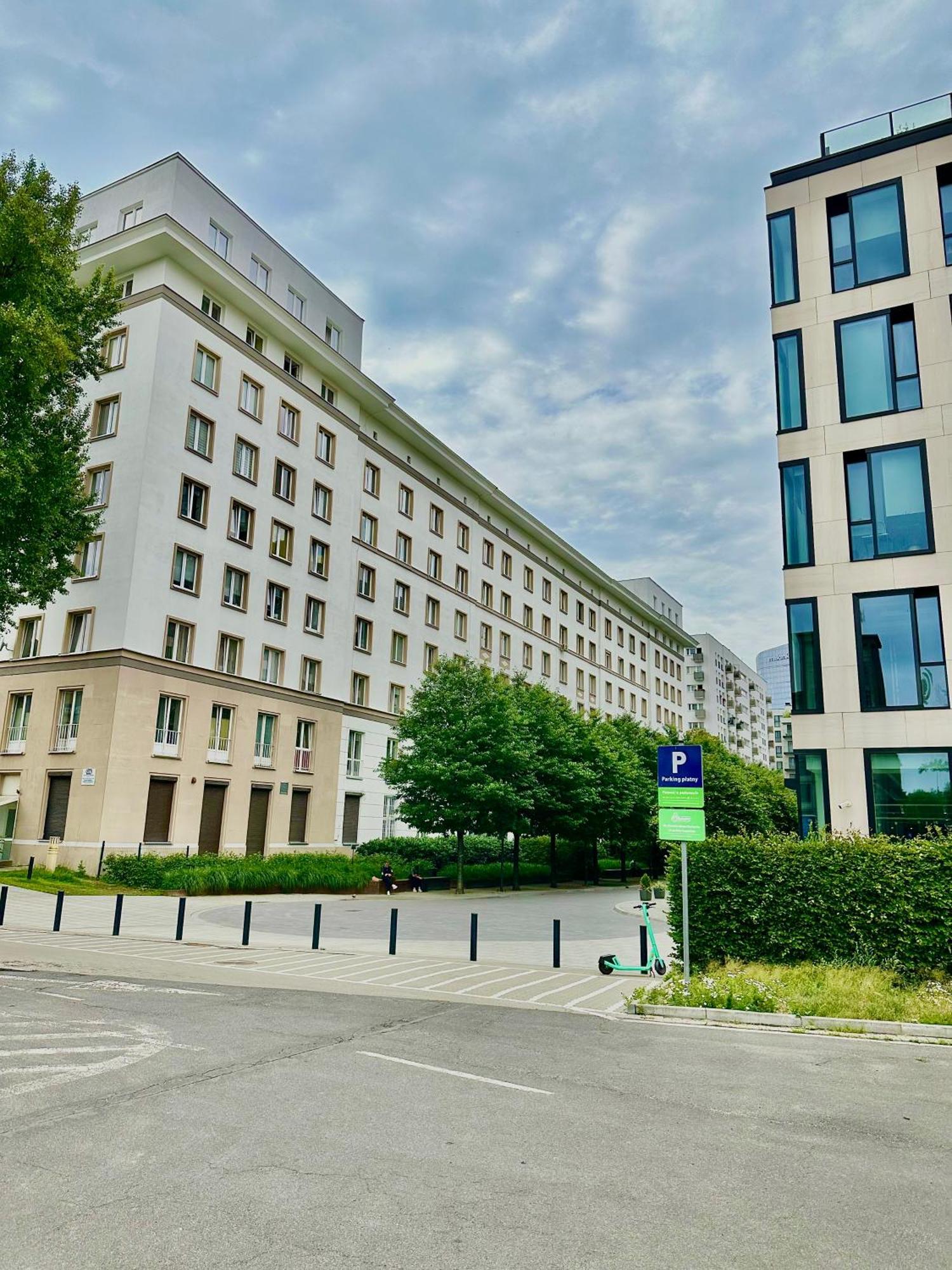 Africa Apartment Варшава Екстериор снимка