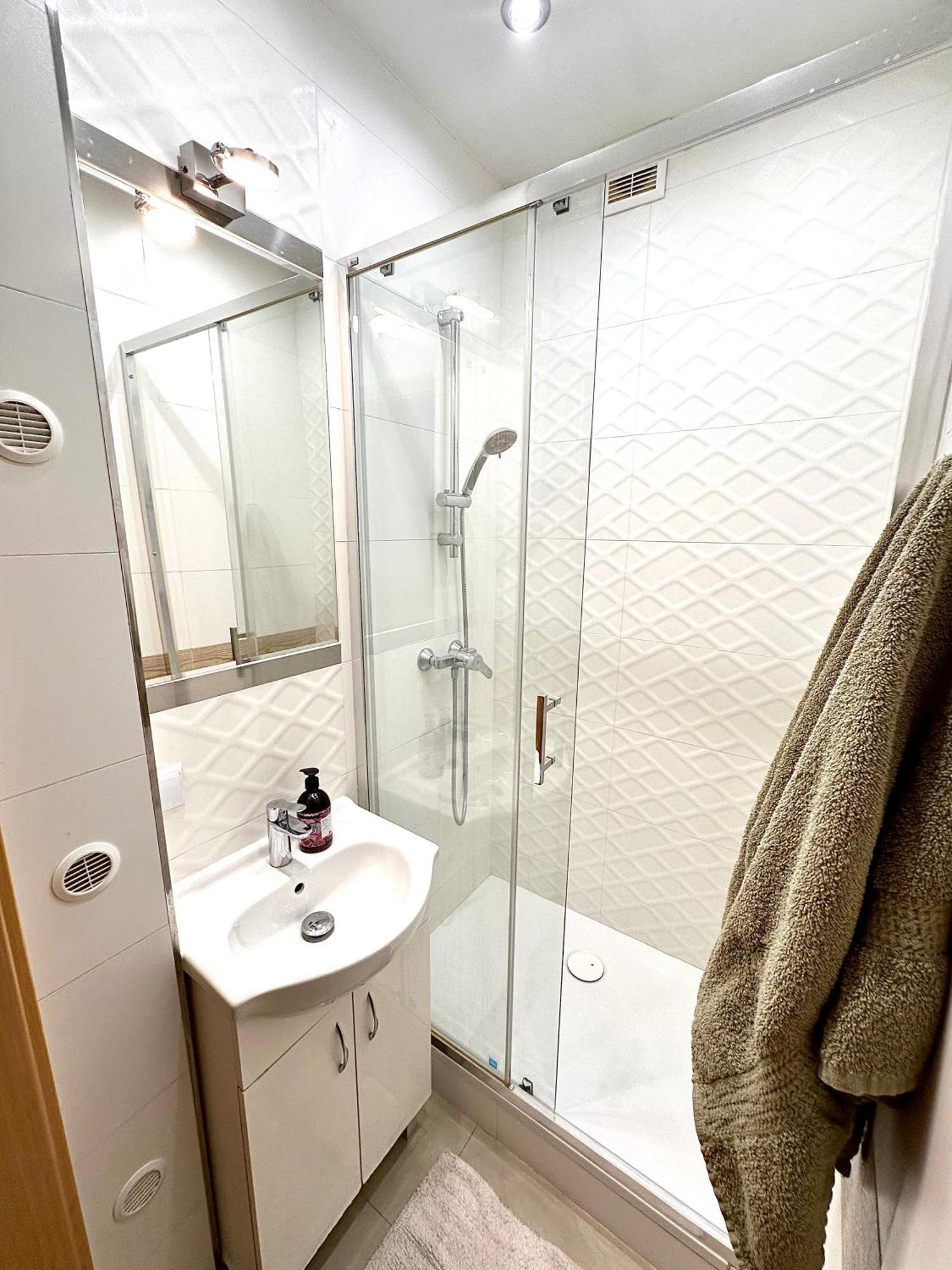 Africa Apartment Варшава Екстериор снимка