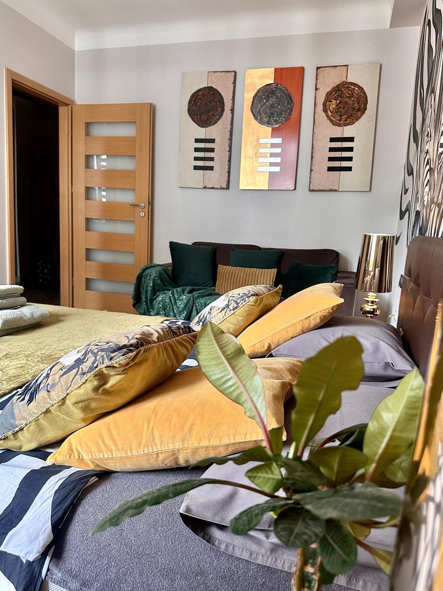 Africa Apartment Варшава Екстериор снимка